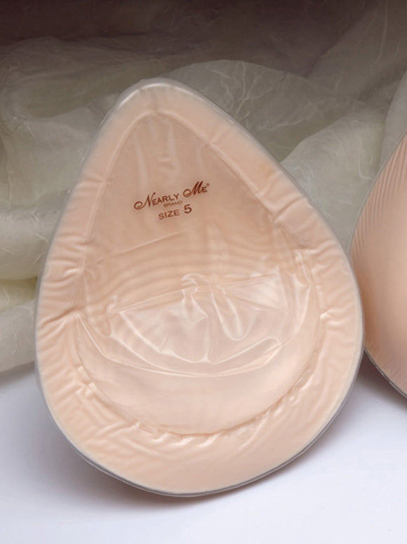NEARLY ME 365 Extra Lightweight Full Oval with Flowable Back Breast  Prosthesis