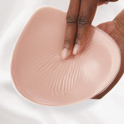 Flowable Back Asymmetric Breast Form